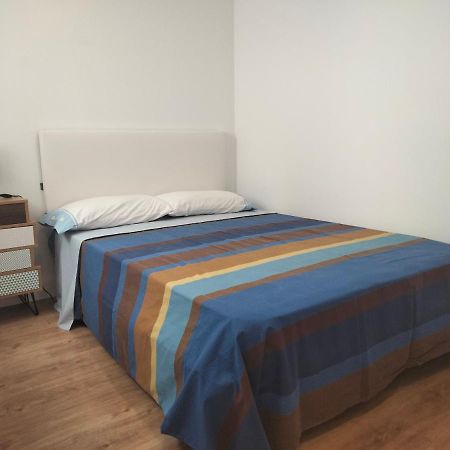 Ferienwohnung Comodo Apartamento En Zona Antigua Dos Pontevedra Exterior foto